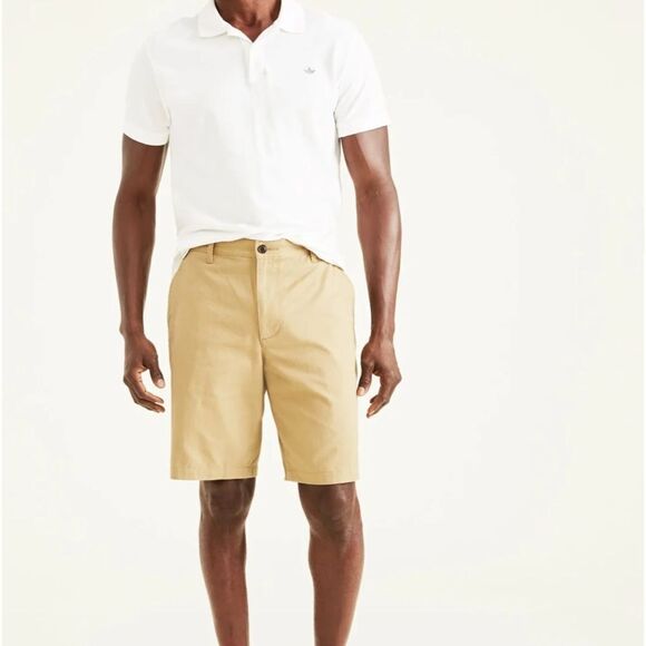 Dockers Perfect Short Classic Fit Khaki SZ 32 NWT - Picture 1 of 4